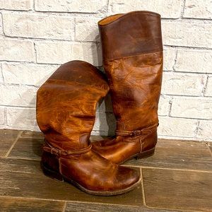 Frye brown leather boot. Size 7